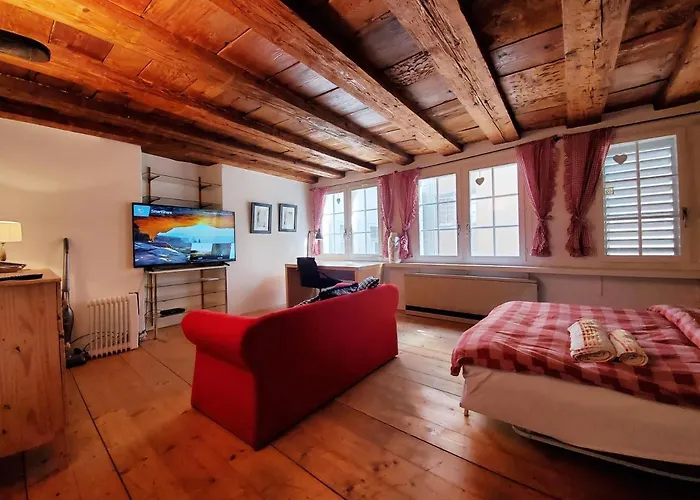 아파트 Flat Rennweg 8001 *