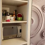 Flat Rennweg 8001 *