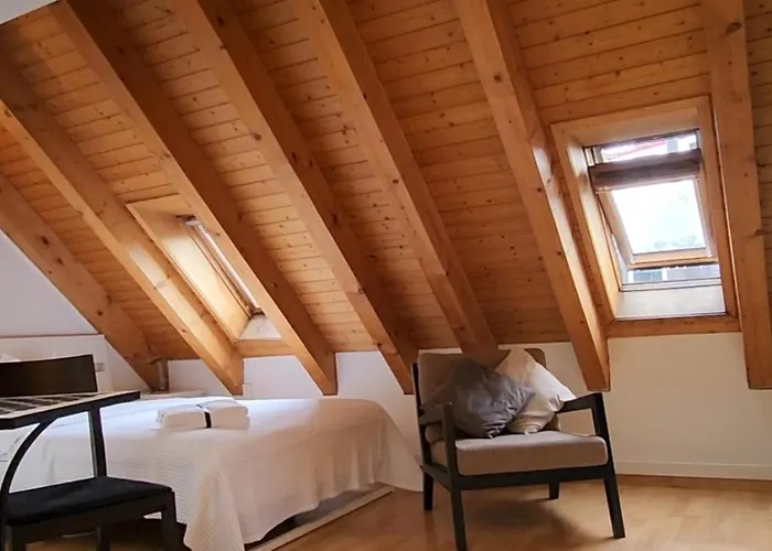 Flat Rennweg 8001 Zürich